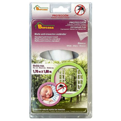 Kit compuesto de la malla y los accesorios para colocar la mosquitera en una ventana. La malla es de fibra.