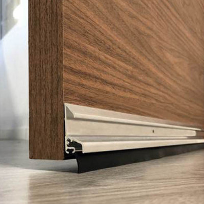 BURLETE ALUMINIO DEFLECTOR 1M PLATA