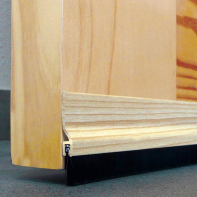 BURLETE ALUMINIO ADHESIVO FLECO 92CM PINO