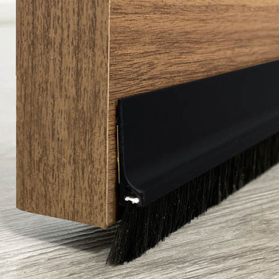 BURLETE PVC FLECOS NEGRO 1MT.